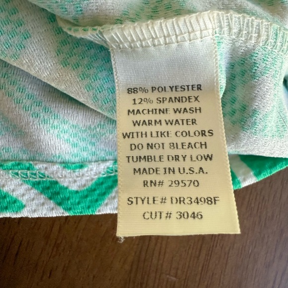 Francesca‘s Buttons Green Geometric Women’s Dress size Medium EUC - Picture 6 of 8